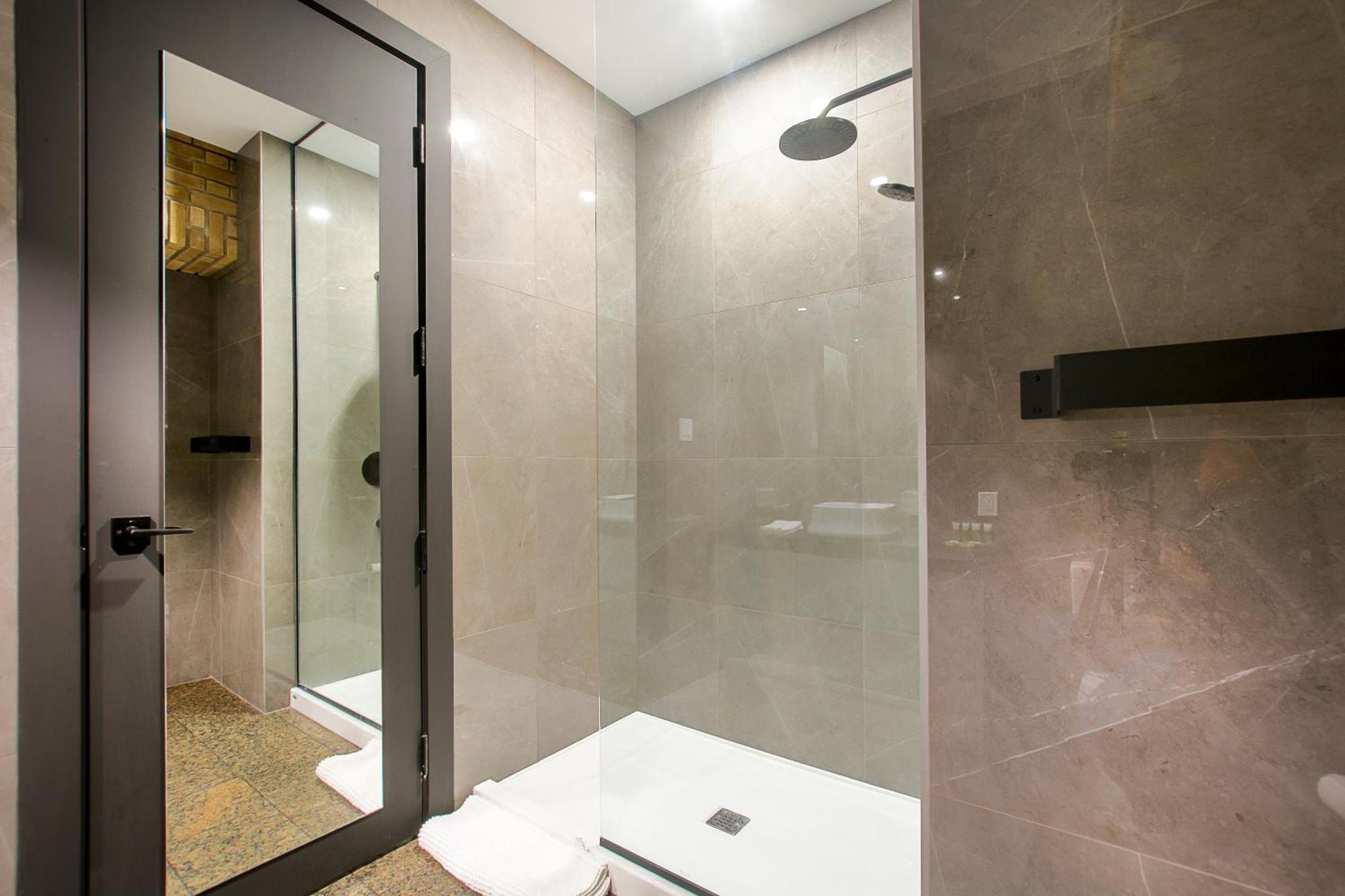 Les Lofts De La Gare - Par Les Lofts Vieux-Quebec Apartment Bagian luar foto